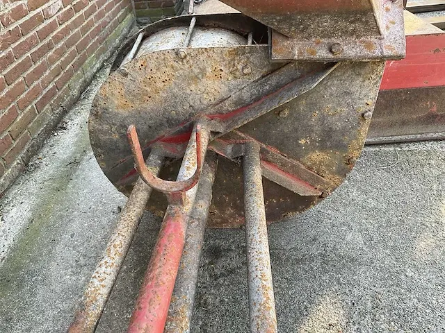 Lely waterpomp - afbeelding 5 van  8