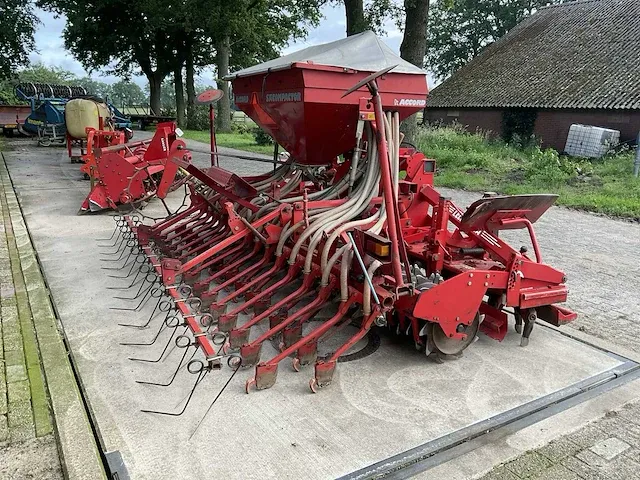 Lelyterra 400-35 gecombineerde gras zaaimachine, gedragen - afbeelding 3 van  12