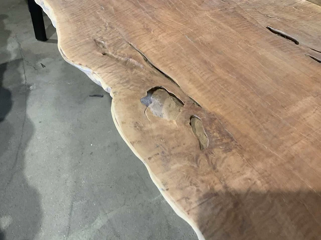 Lengkeng houten boomstamblad tafel - afbeelding 5 van  7