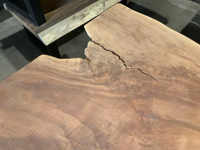 Lengkeng houten boomstamblad tafel - afbeelding 5 van  6