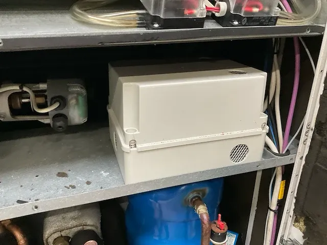 Lennox chiller serverruimte koeling - afbeelding 9 van  13