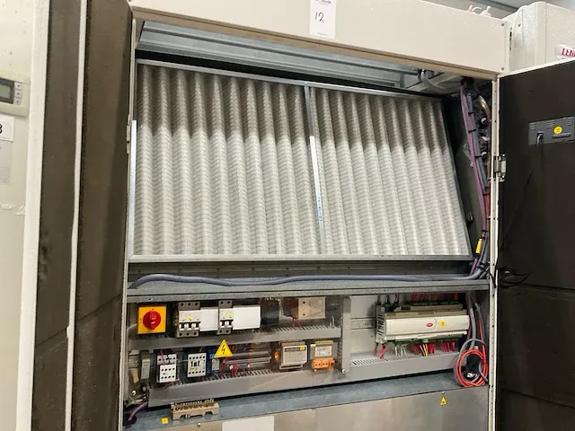 Lennox dhacdc0160 chiller serverruimte koeling - afbeelding 9 van  18