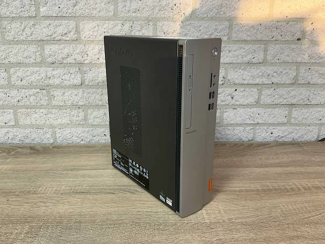 Lenovo - 90g9002xny - desktop - afbeelding 1 van  4