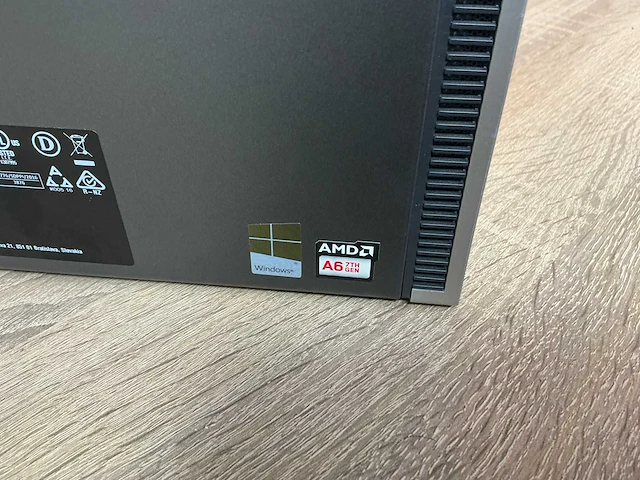 Lenovo - 90g9002xny - desktop - afbeelding 2 van  4