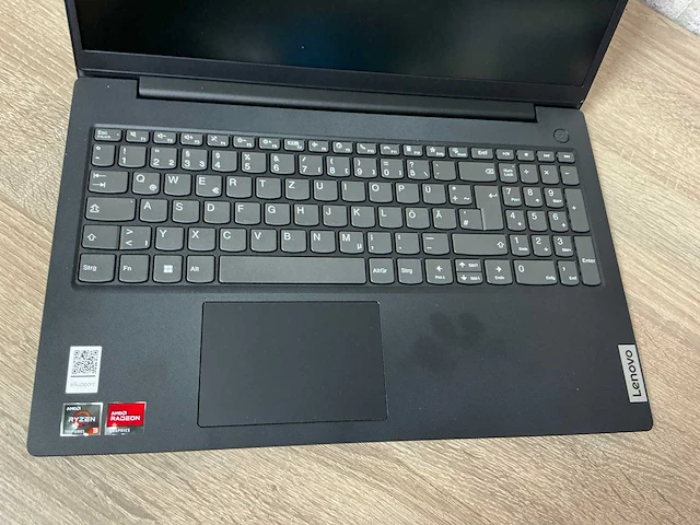Lenovo - lenovo v15 g4 iru - laptop - afbeelding 2 van  7