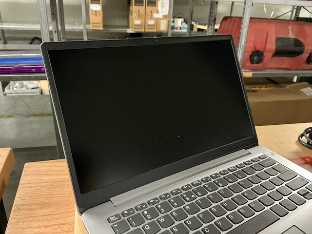 Lenovo laptop - afbeelding 4 van  6