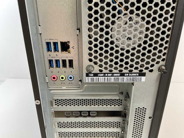 Lenovo p520, xeon(r) w-2135, 128 gb ram, no hdd, nvidia quadro p1000 4 gb workstation - afbeelding 6 van  6