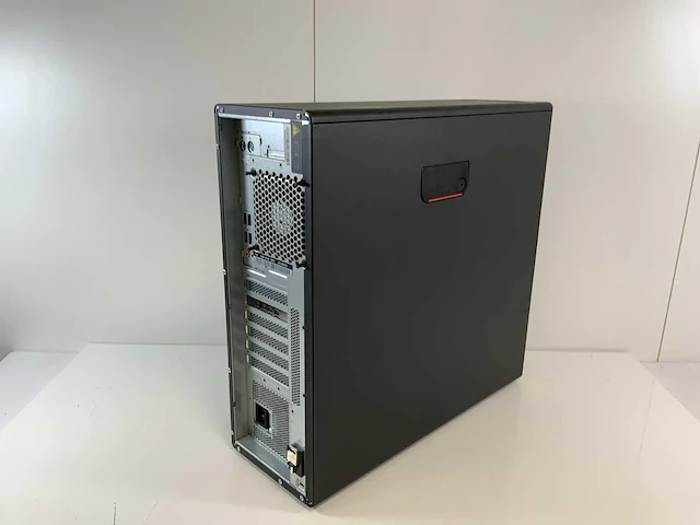 Lenovo p520, xeon(r) w-2135, 64 gb ram, 512 gb nvme, nvidia quadro p1000 4 gb workstation - afbeelding 4 van  5