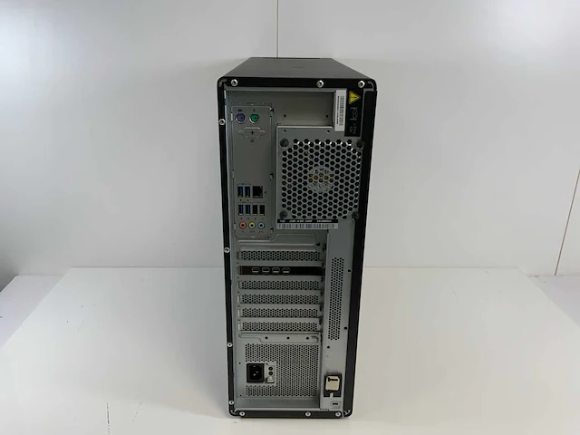 Lenovo p520, xeon(r) w-2135, 64 gb ram, 512 gb nvme, nvidia quadro p1000 4 gb workstation - afbeelding 4 van  7