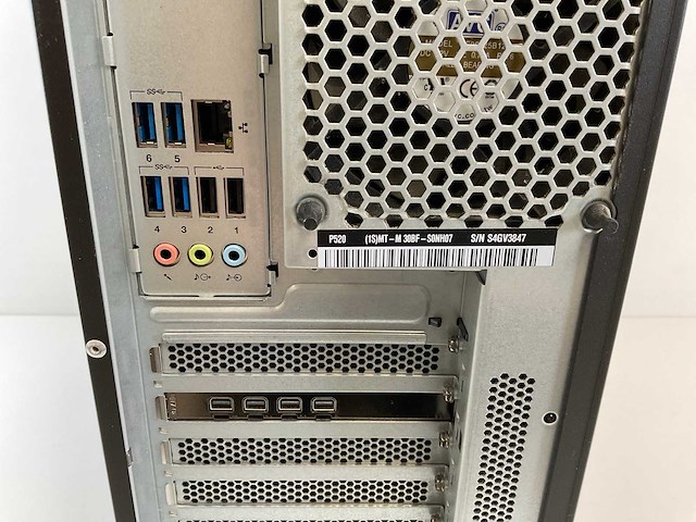 Lenovo p520, xeon(r) w-2135, 64 gb ram, 512 gb nvme, nvidia quadro p1000 4 gb workstation - afbeelding 6 van  6