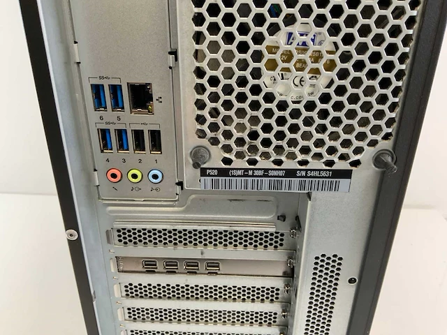 Lenovo p520, xeon(r) w-2135, 64 gb ram, 512 gb nvme, nvidia quadro p1000 4gb workstation - afbeelding 5 van  5