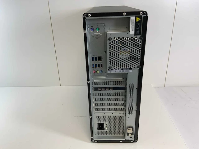 Lenovo p520, xeon(r) w-2135, 64 gb ram, 512 nvme hhd, nvidia quadro p1000 4 gb workstation - afbeelding 4 van  5
