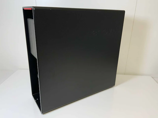 Lenovo p520, xeon(r) w-2135, 64 gb ram, geen hdd, nvidia quadro p1000 4 gb workstation - afbeelding 2 van  4