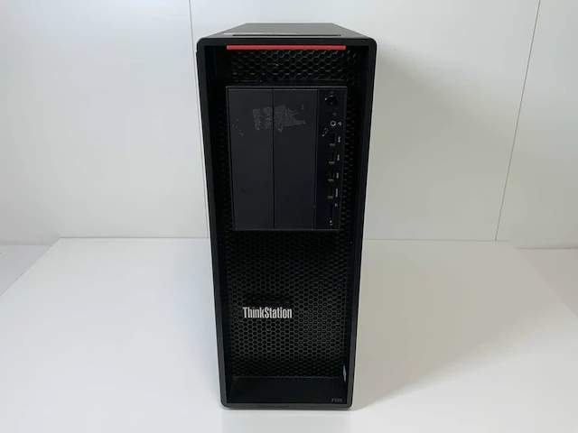 Lenovo p520, xeon(r) w-2135, 64 gb ram, no hdd, nvidia quadro p1000 4 gb workstation - afbeelding 1 van  4