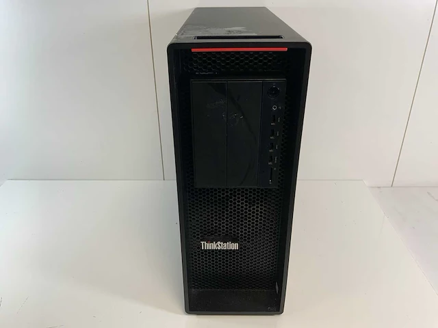 Lenovo p520, xeon(r) w-2135, 64 gb ram, no hdd, nvidia quadro p1000 4gb workstation - afbeelding 1 van  5