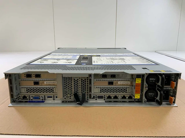 Lenovo system x3650 m5 (8871ac1), 2x xeon(r) e5-2650 v4, 8x 32 gb ram, no hdd rack mount chassis - afbeelding 6 van  10