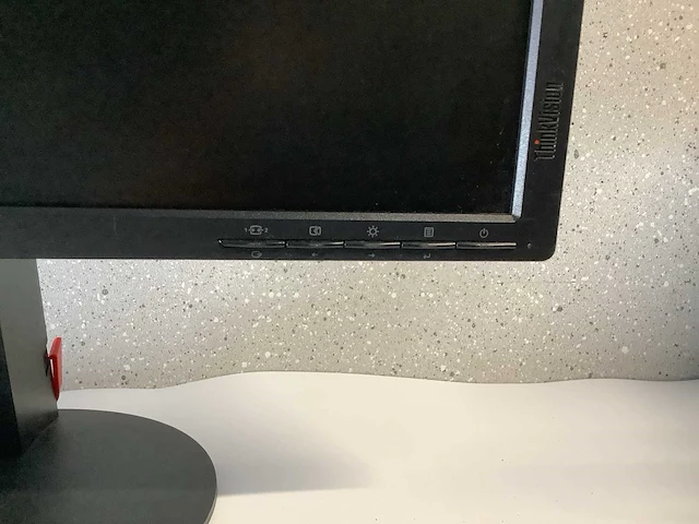 Lenovo t2254pc monitor - afbeelding 2 van  5