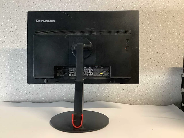 Lenovo t2254pc monitor - afbeelding 3 van  5