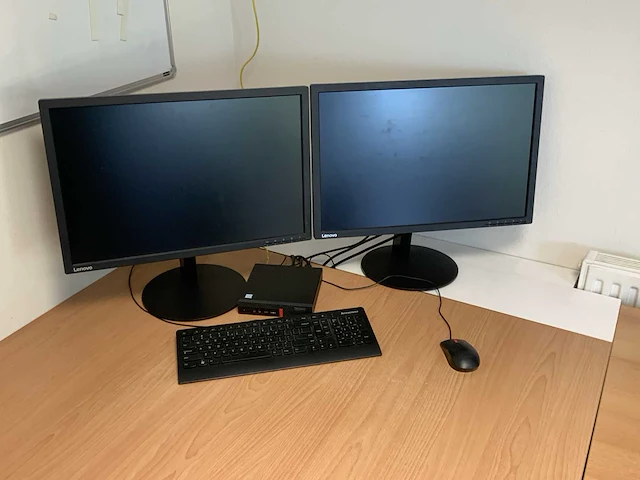 Lenovo t2454 monitor (2x) - afbeelding 1 van  1