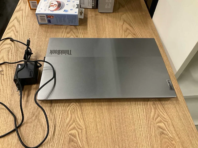 Lenovo thinkbook laptop - afbeelding 1 van  3