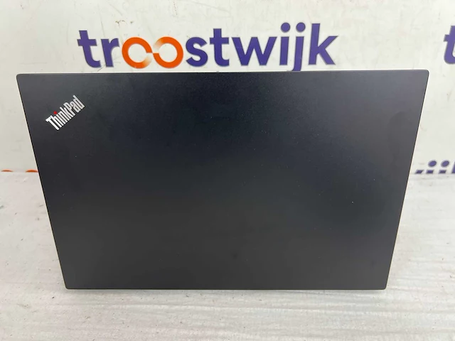 Lenovo thinkpad e15 intel® core™ i7 i7-10510u laptop - afbeelding 2 van  4