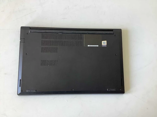 Lenovo thinkpad e15 laptop - afbeelding 8 van  8