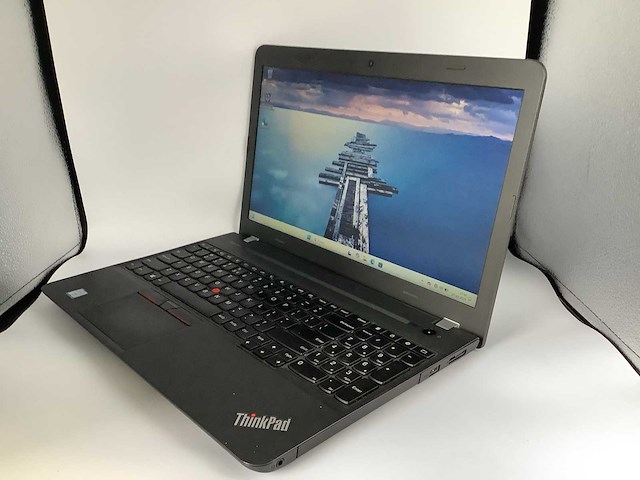 Lenovo thinkpad e560 laptop - afbeelding 3 van  5