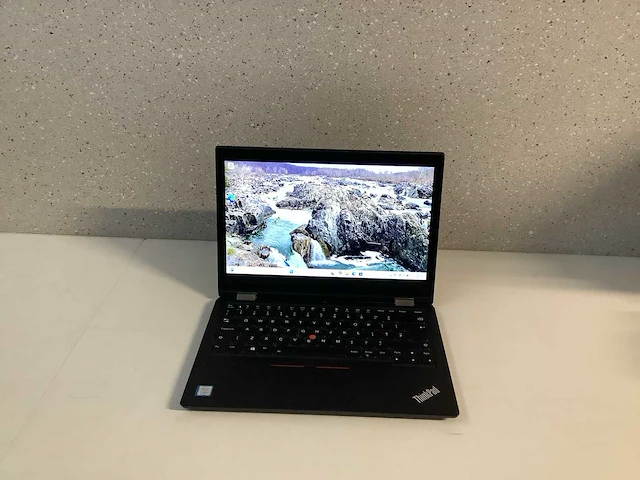 Lenovo thinkpad l380 yoga touch laptop - afbeelding 4 van  10