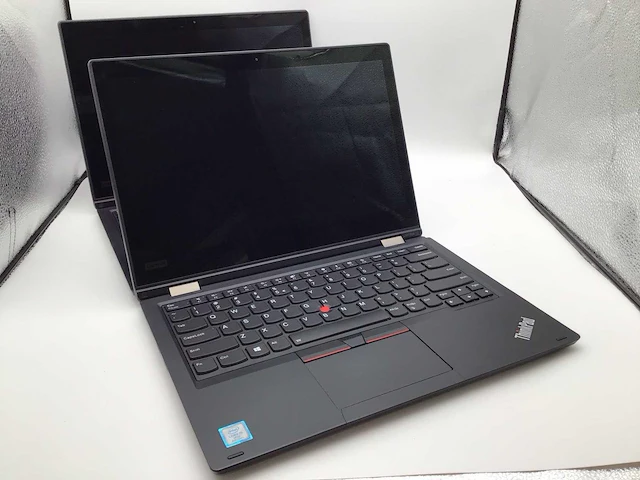 Lenovo thinkpad l380 yoga touch laptop - afbeelding 1 van  13