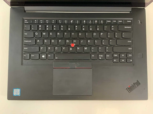 Lenovo thinkpad p1 gen 2 15.5", core(tm) i7 9th gen, 32 gb ram, 512 gb nvme laptop - afbeelding 4 van  7