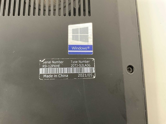 Lenovo thinkpad p1 gen 3 15.5”, core(tm) i7 10th gen, 32 gb ram, 512 gb nvme, nvidia quadro t1000 4 gb laptop - afbeelding 6 van  6