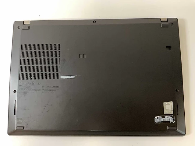 Lenovo thinkpad t14s g1 14”, amd ryzen 7 pro 4750u, 16 gb ram, 512 gb nvme, amd radeon rx vega 6 ryzen 4000 laptop - afbeelding 6 van  7