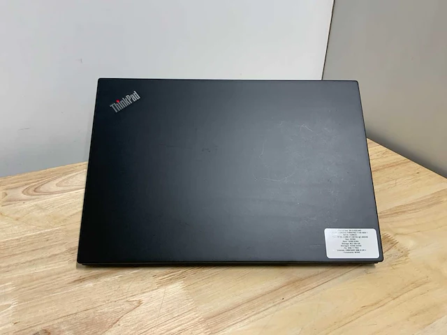 Lenovo thinkpad t14s gen 1 laptop - afbeelding 3 van  6