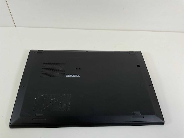 Lenovo thinkpad x1 carbon 6th 14”, core(tm) i7 8th gen, 16 gb ram, 256 gb nvme laptop - afbeelding 6 van  7