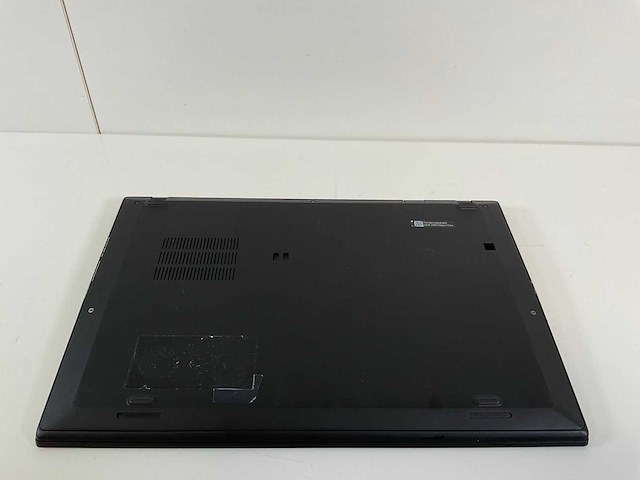 Lenovo thinkpad x1 carbon 6th 14”, core(tm) i7 8th gen, 16 gb ram, 256 gb nvme laptop - afbeelding 6 van  7