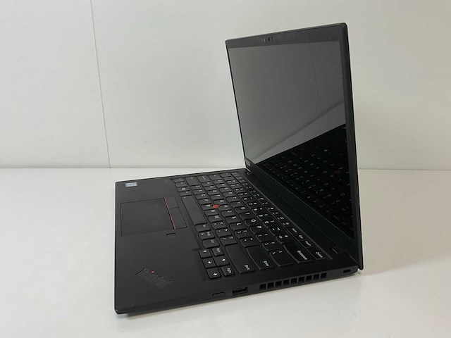 Lenovo thinkpad x1 carbon 7th 14”, core(tm) i7 8th gen, 16 gb ram, 256 gb nvme laptop - afbeelding 3 van  7