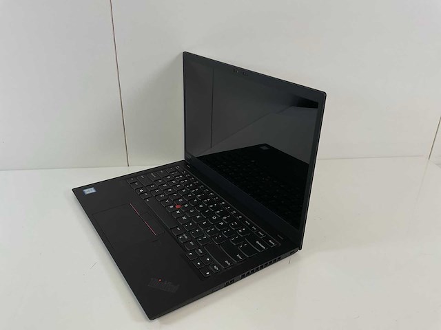 Lenovo thinkpad x1 carbon 7th 14”, core(tm) i7 8th gen, 16 gb ram, 256 gb nvme laptop - afbeelding 3 van  7