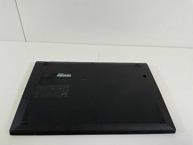 Lenovo thinkpad x1 carbon 7th 14”, core(tm) i7 8th gen, 16 gb ram, 256 gb nvme laptop - afbeelding 6 van  7