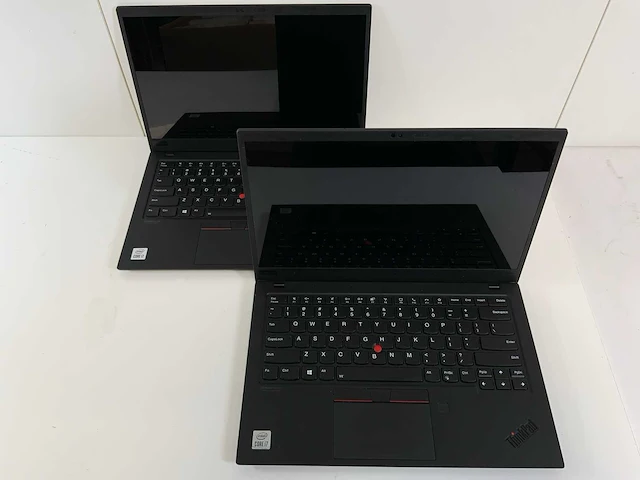 Lenovo thinkpad x1 carbon 8th gen 14", core(tm) i7 10th gen, 16 gb ram, no hdd laptops (2x) - afbeelding 1 van  15