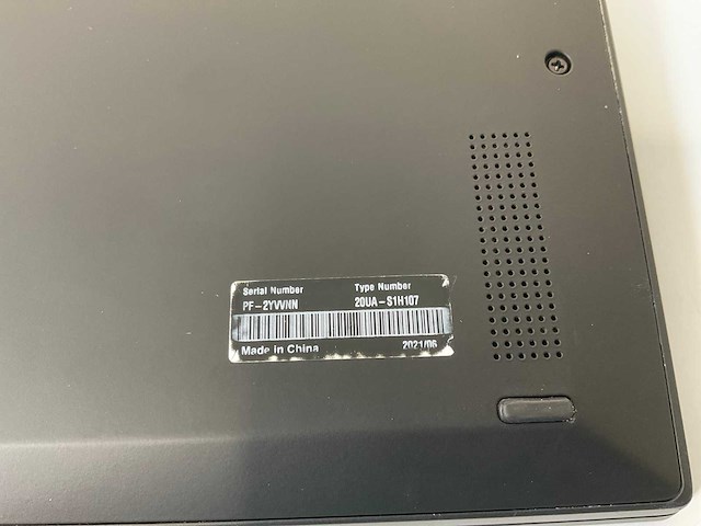 Lenovo thinkpad x1 carbon gen 8 14”, core(tm) i7 10th gen, 16 gb ram, 256 gb nvme laptop - afbeelding 7 van  7