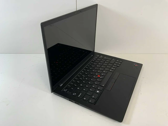 Lenovo thinkpad x1 carbon gen 9 14", core(tm) i7 11th gen, 32 gb ram, 256 gb nvme laptop - afbeelding 2 van  7