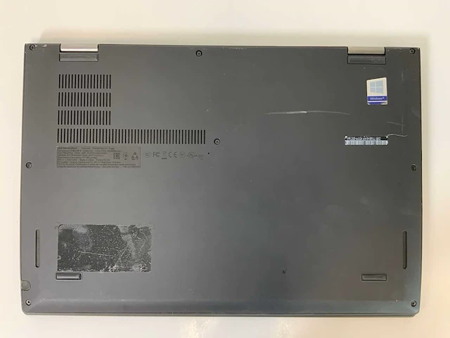 Lenovo thinkpad x1 yoga 2nd 14”, core(tm) i7 7th gen, 16 gb ram, no hdd laptops (2x) - afbeelding 15 van  16