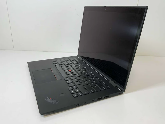 Lenovo thinkpad x1 yoga 3rd 14", core(tm) i7 8e generatie, 16 gb ram, 256 gb nvme laptop - afbeelding 2 van  7