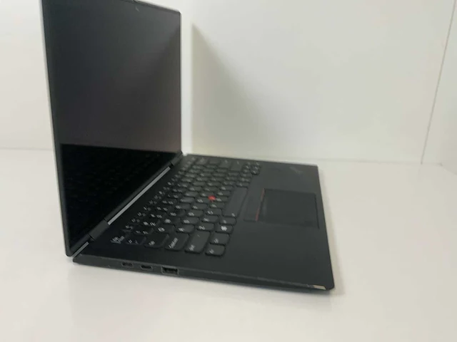 Lenovo thinkpad x1 yoga 3rd 14”, core(tm) i7 8th gen, 16 gb ram, 256 gb nvme laptop - afbeelding 3 van  8
