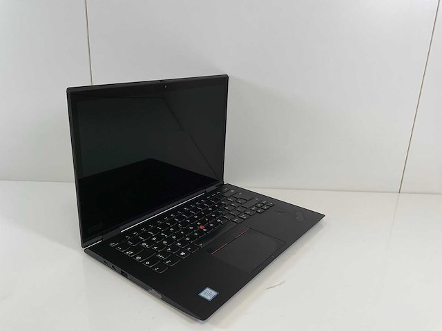 Lenovo thinkpad x1 yoga 3rd 14”, core(tm) i7 8th gen, 16 gb ram, 256 gb nvme laptop - afbeelding 2 van  7