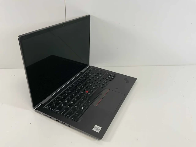 Lenovo thinkpad x1 yoga gen 5 14", core(tm) i7 10th gen, 16 gb ram, 256 gb nvme laptop - afbeelding 2 van  7
