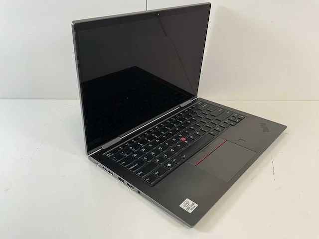 Lenovo thinkpad x1 yoga gen 5 14", core(tm) i7 10th gen, 16 gb ram, 256 gb nvme laptop - afbeelding 2 van  7