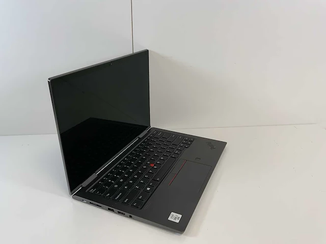 Lenovo thinkpad x1 yoga gen 5 14", core(tm) i7 10th gen, 16 gb ram, 256 gb nvme touchscreen laptop - afbeelding 2 van  7
