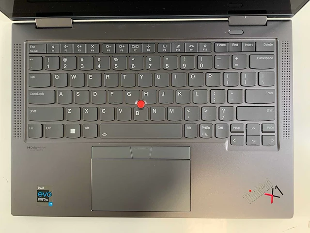 Lenovo thinkpad x1 yoga gen 6 14", core(tm) i7 11e generatie, 16 gb ram, 256 gb nvme laptop - afbeelding 4 van  8