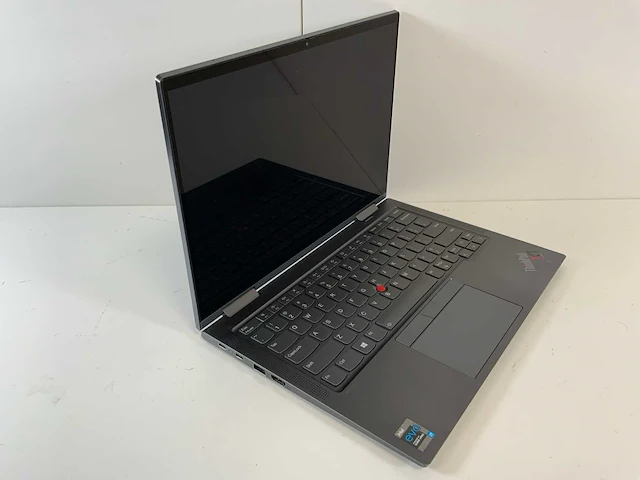Lenovo thinkpad x1 yoga gen 6 14", core(tm) i7 11th gen, 16 gb ram, 256 gb nvme laptop - afbeelding 2 van  6